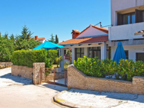 Гостиница Apartments Elsa 534  Штиньян